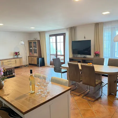 Apartment Na Palave Na Pohodu